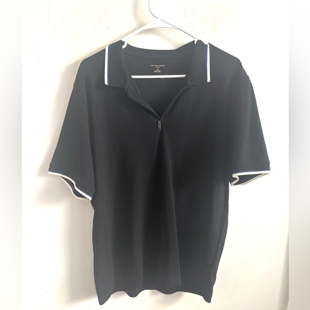 saks fifth avenue men’s travel Large black polo shirt Shorts Sleeve